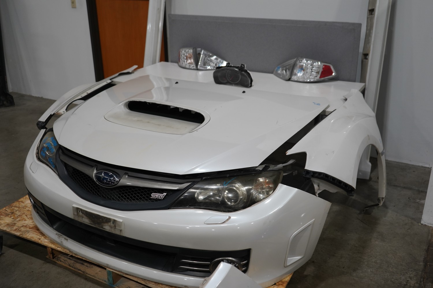 JDM 2008-2014 SUBARU WRX STI COMPLETE FRONT END